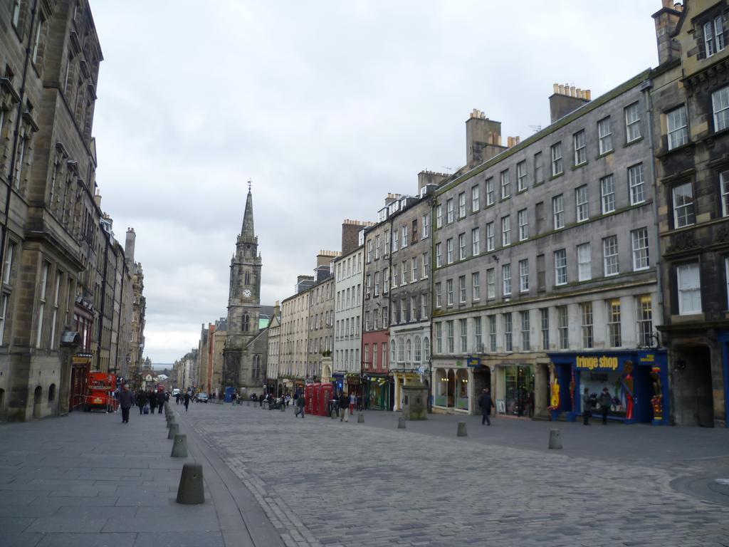 Clamshell Land - Royal Mile Apartamento Edimburgo Quarto foto